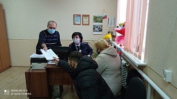 Общественник провел проверку качества предоставления государственных услуг населению в отделе по вопросам миграции