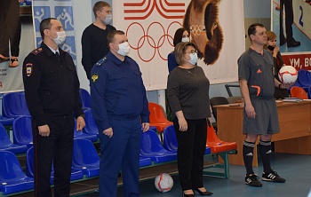 В спорткомплексе "Юность" состоялся футбольный матч между студентами КАТК и Северо-Кавказского техникума "Знание" 