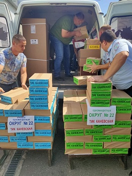 Территориальная избирательная комиссия Каневская получает бюллетени для голосования на выборах депутатов Законодательного Собрания Краснодарского края седьмого созыва