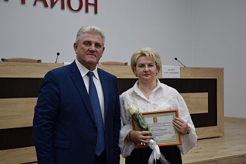 Глава района наградил организаторов выборов Каневского района