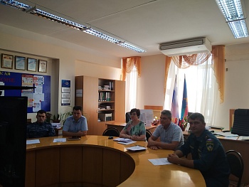 ТИК Каневская приняла участие в совещании по вопросам готовности помещений для голосования