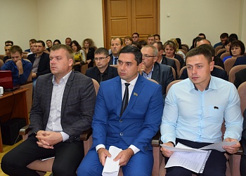 Глава района встретился с молодыми депутатами нового созыва