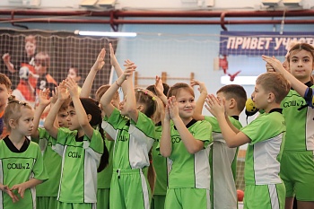Ровесники Олимпиады, проводимой в Сочи 10 лет назад, сразились в спорткомплексе «Юность» в 8 видах эстафет