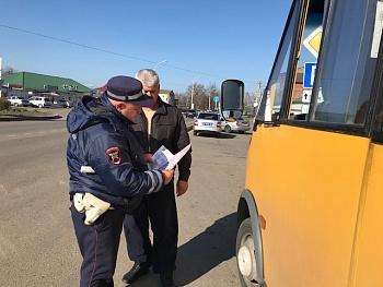Каневские госавтоинспекторы провели рейды в рамках нацпроекта