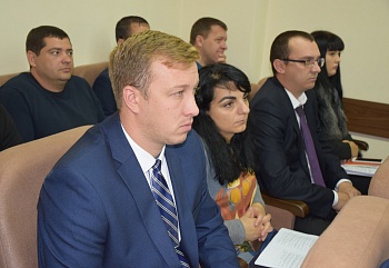 Глава района встретился с молодыми депутатами нового созыва