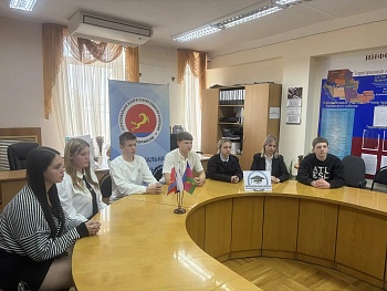 Второе лекционное занятие в Молодежной школе правовой и политической культуры