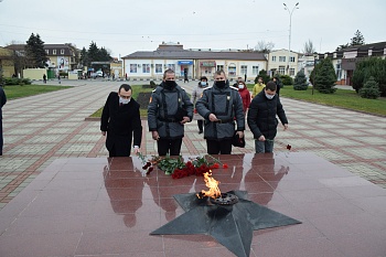 В Каневском районе почтили память неизвестных солдат