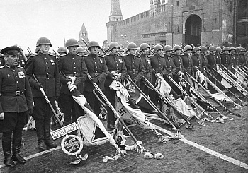 ОСВОБОЖДЕНИЕ КАНЕВСКОГО РАЙОНА. ФОТОЛЕТОПИСЬ ГЕРОЕВ-ОСВОБОДИТЕЛЕЙ