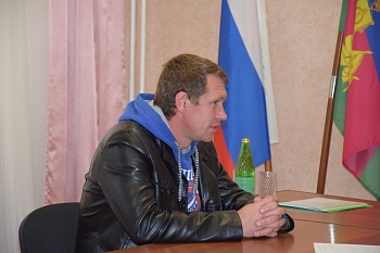 Жители Стародеревянковского сельского поселения побывали на приеме у главы района