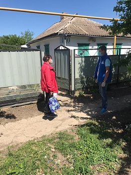 Нуждающиеся в помощи жители Каневского района получат еще сто продуктовых наборов