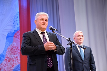 Девочка, девушка, женщина