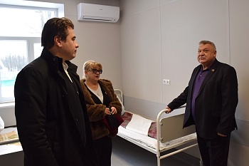  В Новодеревянковской торжественно открыли участковую больницу после масштабного капремонта