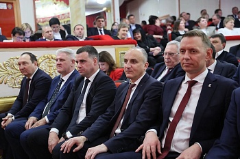 В Краснодаре отметили руководителей лучших поселений Кубани