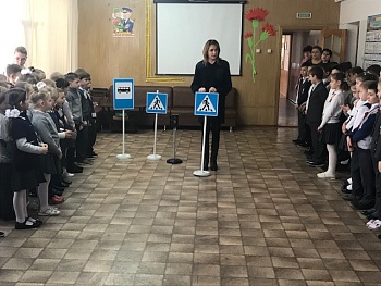 Дорожные полицейские провели уроки безопасности для юных каневчан