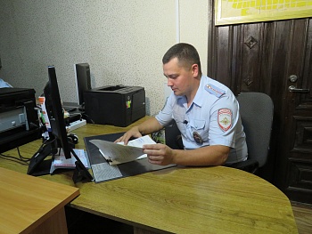 Акция «Один день с участковым уполномоченным полиции» прошла в Каневском районе