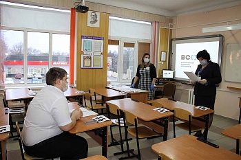 Почти 90 учащихся Каневского района принимают участие в региональном этапе всероссийской олимпиады по девятнадцати предметам