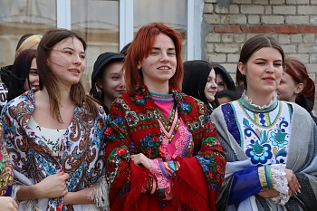 Масленица — широкая, удалая, щедрая и веселая