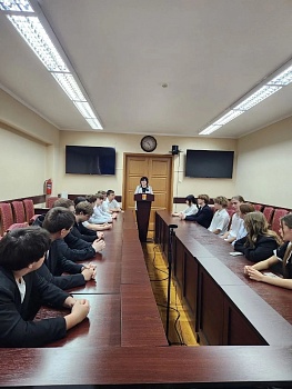 Образовательная встреча «Мы молодые нам выбирать» 