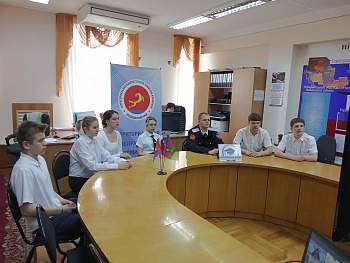 Четвертое лекционное занятие в Молодежной школе правовой и политической культуры.