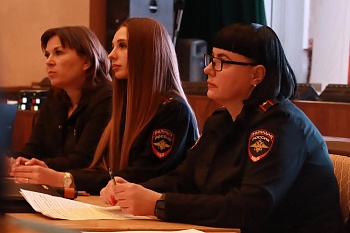 Районное родительское собрание «Вместе против беды» состоялось в РДК 16 марта