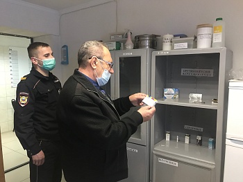Общественники проверили условия содержания задержанных полицией лиц