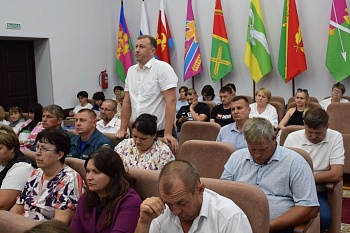 Обеспечение безопасности в День знаний, День района и во время выборов обсудили в администрации 25 августа