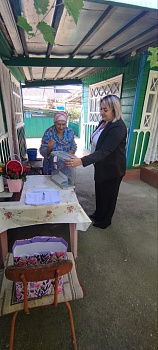 Сотрудники избирательных участков выезжают к землякам для проведения голосования на дому 