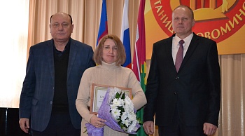 Главы Новоминского и Новодеревянковского сельских поселений отчитались о своей деятельности за прошлый год