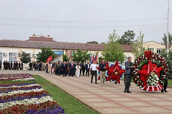 О тех, кто уже не придёт никогда, - помните!   