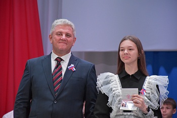 Твоя главная сила – это люди, Россия!
