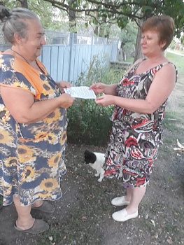 Члены УИК проводят адресное информирование избирателей о выборах