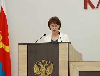 С награждения начали сегодня расширенное планерное совещание в администрации Каневского района