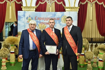 Каневской район – в числе лидеров по итогам жатвы 2020 года